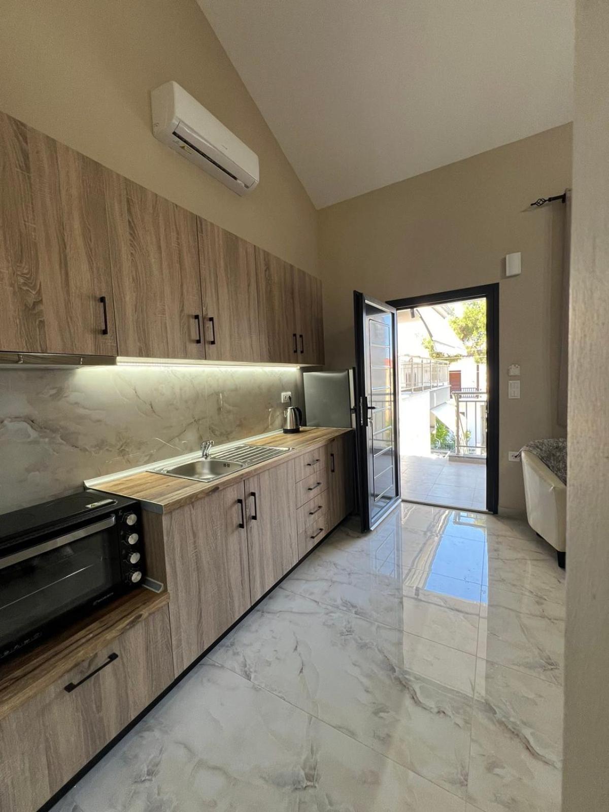 Summer Season Apartment